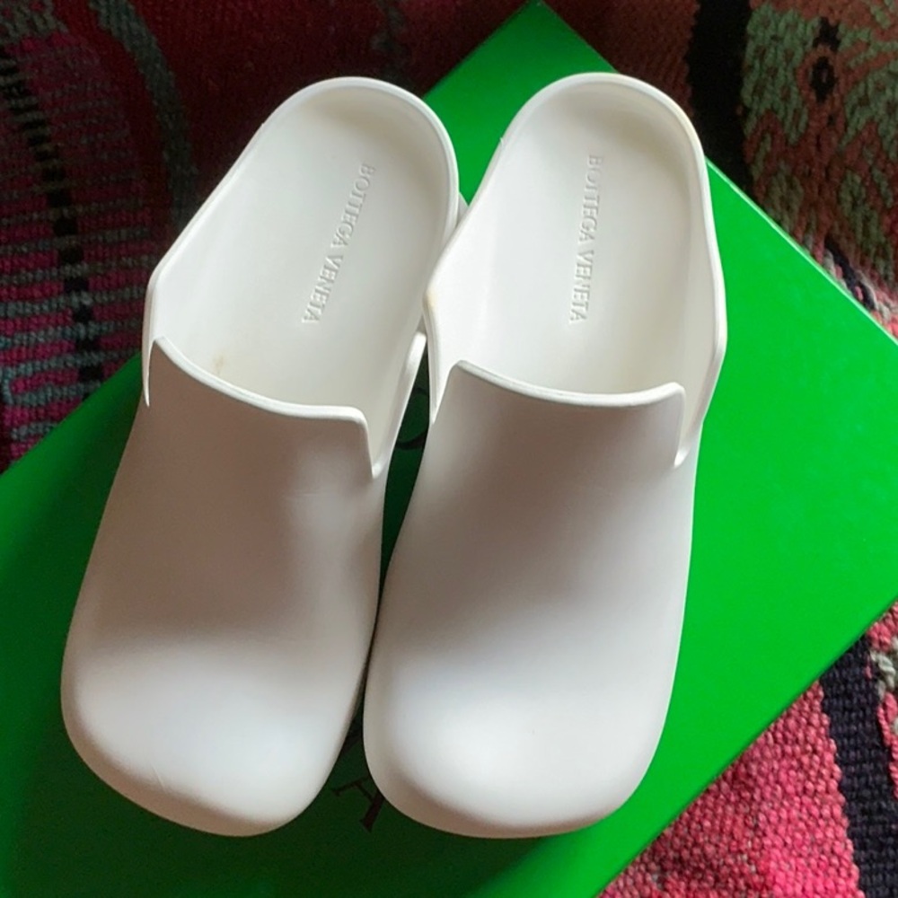 Bottega Veneta Flash Pump Mule / 37